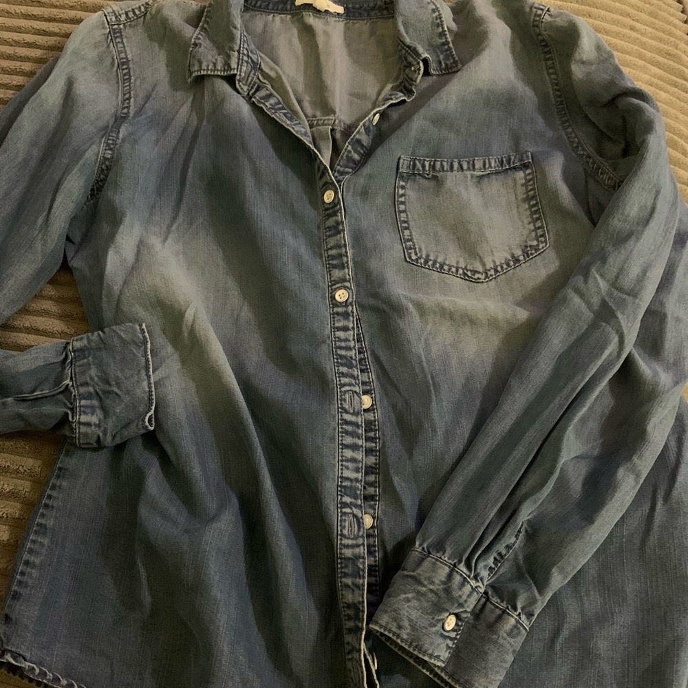 Cotton button up